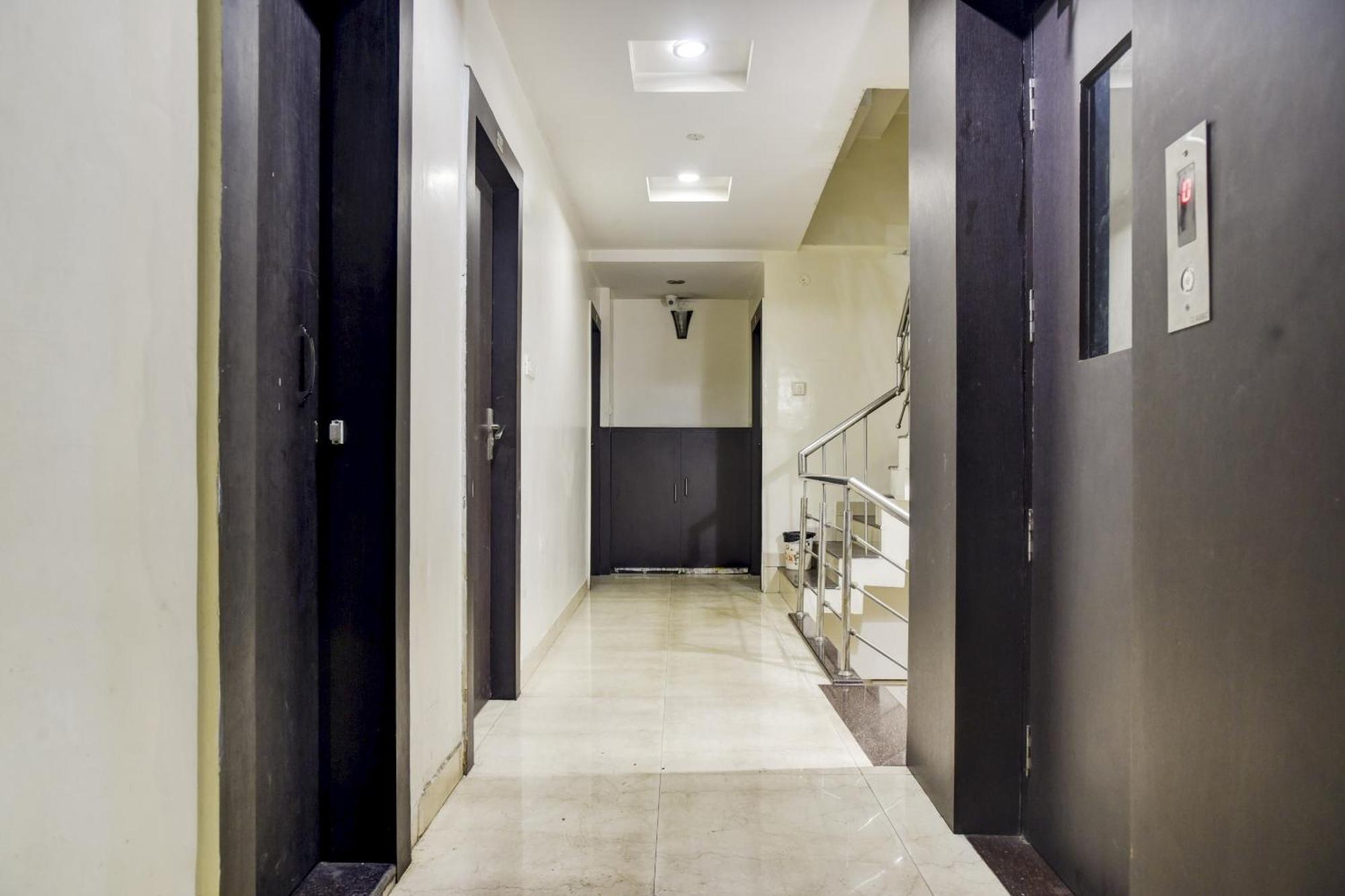Hotel O Aditya Palace Bhopál Kültér fotó